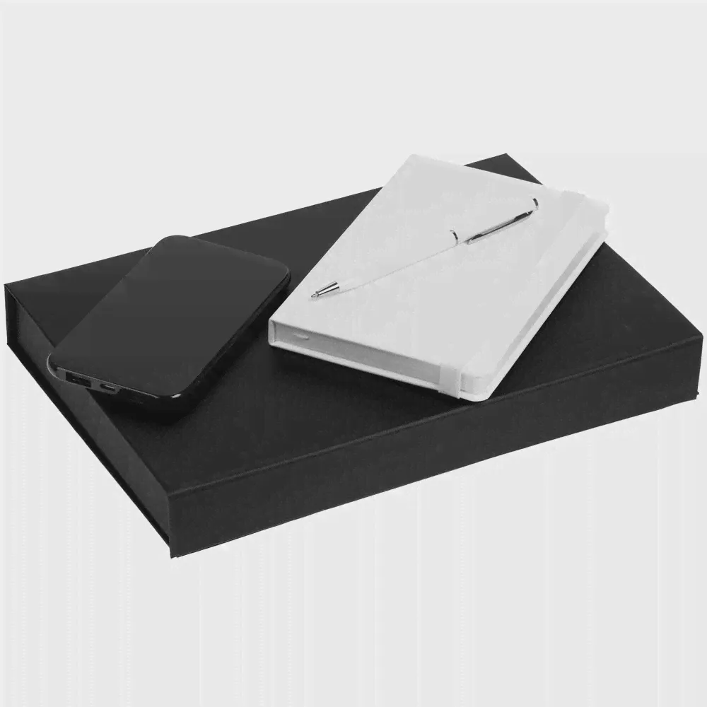 Набор Replica Energy: ежедневник, внешний аккумулятор 5000 mAh, ручка, белый - купить с логотипом на заказ в Москве и СПб | Иллан Гифтс