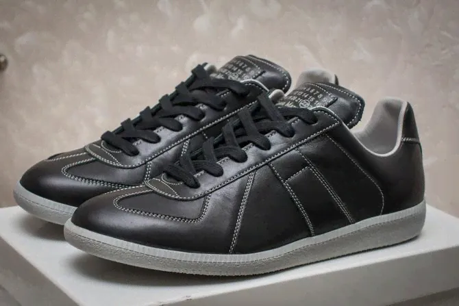 Maison Margiela Maison Margiela classic "Replica" low-top calfskin sneakers