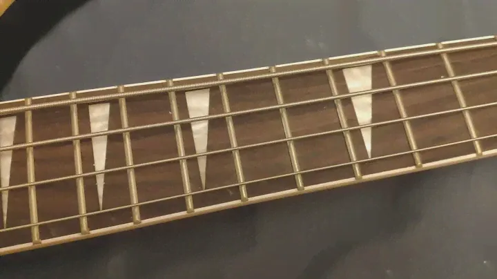 Обзор сборки китайской реплики баса Rickenbacker цвет санбёрст