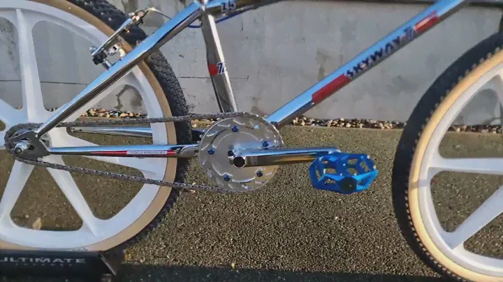Alans BMX: Skyway T/A 24" Custom Bike Chrome / Blue