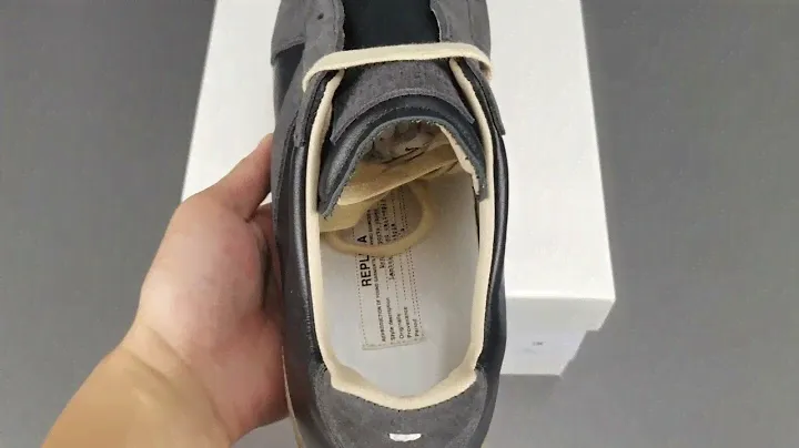 Maison Margiela Calfskin Replica  S57WS0236P1895900