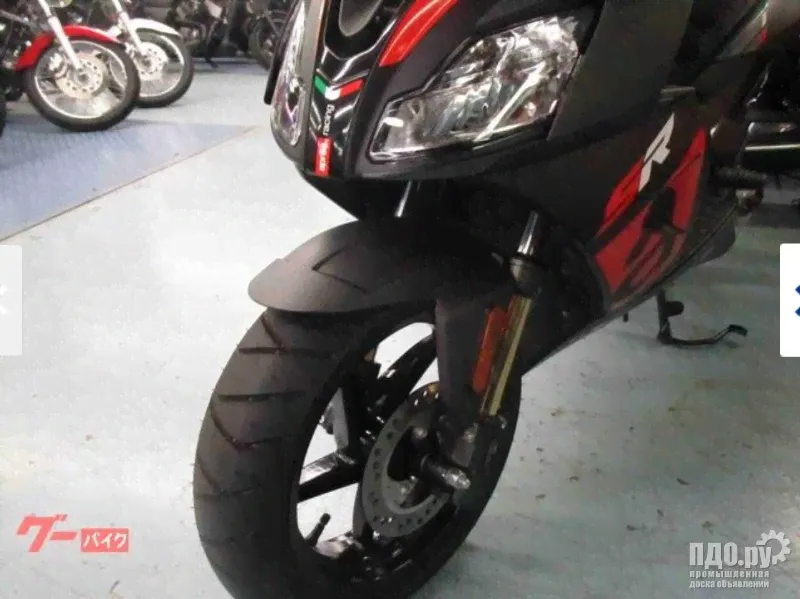 Скутер Aprilia SR 50 модификация Евро 4 Replica год выпуска 2018 пробег 131 км