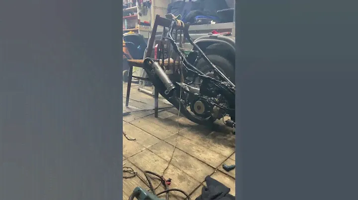 Aprilia sr 50 minarelli , mhr replica , yasuni c 16, pwk 21 first start