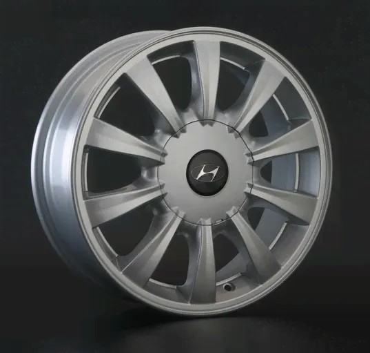 Диск Replica LA HND1 R16 6j 4/114,3 ET46 D67,1 серебро с черной полировкой