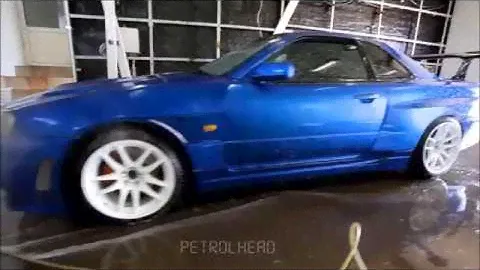 Nissan GTR R-34 (Replica)