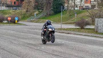 APRILIA RS125 2T FAST RUN VS YAMAHA YZF R-125 |ONBOARD| POV| PURE SOUND|